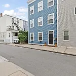 Southie Condo With Hot Tub