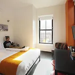Hi Hostel Boston