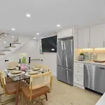 Holiday home 3br3bth Entire House Steps To Downtown & Td Garden *