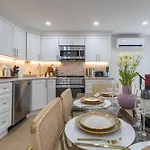 3br3bth Entire House Steps To Downtown & Td Garden Holiday home Boston