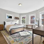 Apartment Luxury 3br 2ba Penthouse Boston