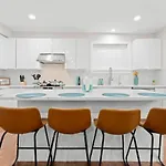 Luxury 3br 2ba Near Harvard With Free Parking Boston