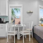Luxury 3br 2ba Penthouse *