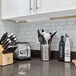 Luxury 3br 2ba Penthouse Apartment