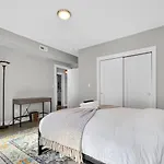 Luxury 3br 2ba Penthouse