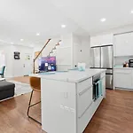 Luxury 3br 2ba Near Harvard With Free Parking *