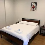 Homestay Historic Lower Mills *