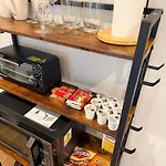 Historic Lower Mills Homestay *