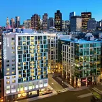 Hotel Courtyard Downtown/north Station 3*