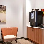 Global Luxury Downtown Apartment *