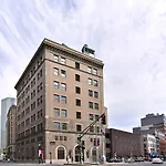 Global Luxury Downtown *