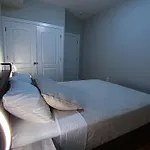 Modern 3br Walk To Subway 2 Min To Logan Airport