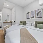 5Br 3Bath 6Beds Boston Home