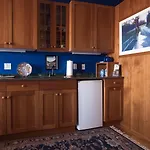 Bed & Breakfast The Gryphon House Boston