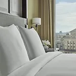 Four Seasons One Dalton Street,