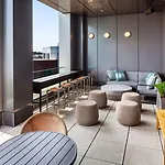 Hampton By Hilton At The Seaport District