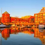 Blue Pearl Houseboat In Boston Harbor Wifi, A/C,