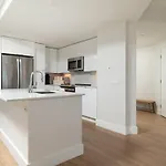 2br In Downtown & T-station Boston