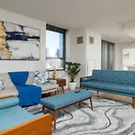 2br In Downtown & T-station Apartment Boston
