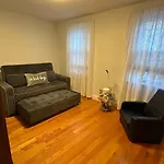 Eastie Roomy 3br With Easy And Airport Access Boston
