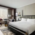 Raffles Hotel 5*
