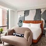 Raffles 5* Boston