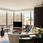 Raffles 5* Boston