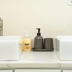Apartment 80-3 3br - Cozy Near Dorchester Center *