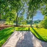 2br Dog-friendly In 2-fam - Comfy Retreat