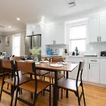 558-3 3br - Modern Nest Near Franklin Park Apartment Boston