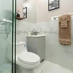 558-3 3br - Modern Nest Near Franklin Park *