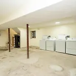 558-3 3br - Modern Nest Near Franklin Park * Boston