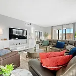 Apartment Luxury Massive Penthouse In Watertown Boston