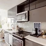 Apartment Luxury South End With Views