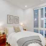 Luxury 2-Bed At The Vera Rooftop Deck, Near Mbta