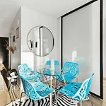 Apartment Family Fun In Rooftop Pool & Views Boston