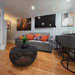 Apartment Brand New 2br House 20min Downtown Boston