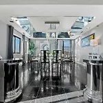 Apartment Luxury Massive Penthouse In Watertown *