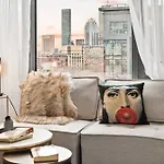 Apartment Family Fun In Rooftop Pool & Views