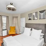 Comfort Ii Apartment *