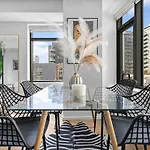 Elegant With Pool And Fitness Center Boston