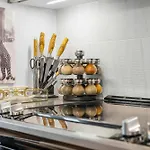 Boston Two-Bedroom Family Suite Downtown Pool