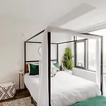 South End Oasis W Pool & Gym Apartment