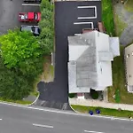 988 - 2 4Br Boston Cozy Getaway Near Geneva Cliffs