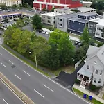 988 - 2 4Br Boston Cozy Getaway Near Geneva Cliffs