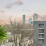 South End Luxe Family Apartment