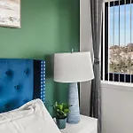 Luxury Massive Penthouse In Watertown Apartment *