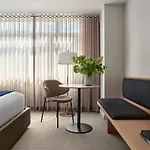 Aka Common Hotel 4*