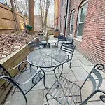 Apartment Spacious 3bed, 2bath, Near Hospitals & Transports Brookline