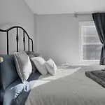 Location+Comfort+Convenience